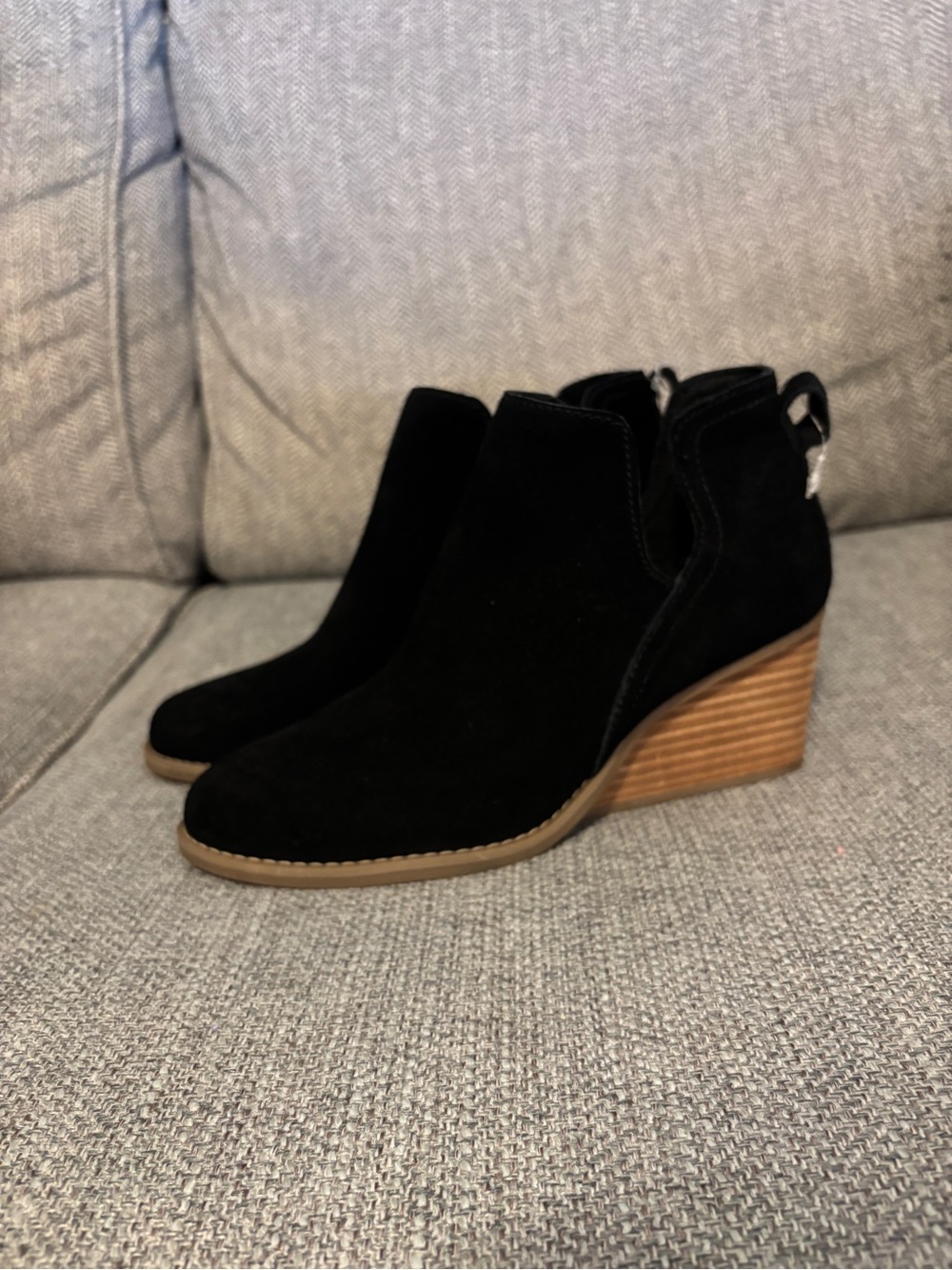 Tom’s Gwen Ankle Boots Woman’s Sz 7